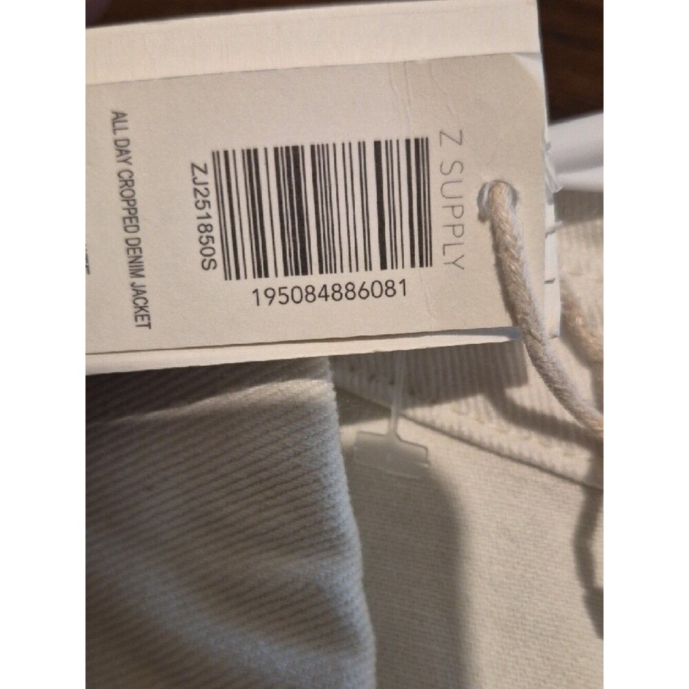 Z Supply Women's Cropped Cream Denim Jacket Sz XL - NWT - Picture 5 of 8